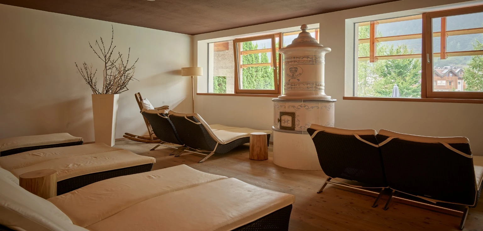 Lettini in centro benessere spa Corona Dolomites Hotel
